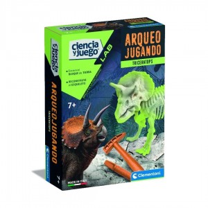 ARQUEOJUGANDO TRICERATOPS